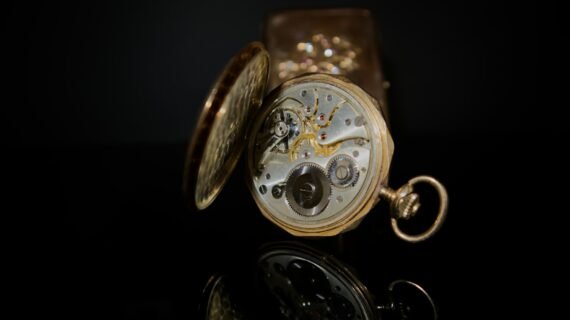 Lebih Berharga dari Emas: Seni Mengelola Aset yang Tak Pernah Bisa Kembali